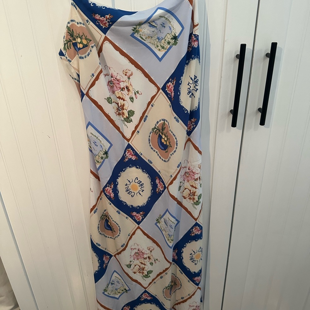 Abercrombie & Fitch Blue and Cream Patterned Capri Maxi Dress